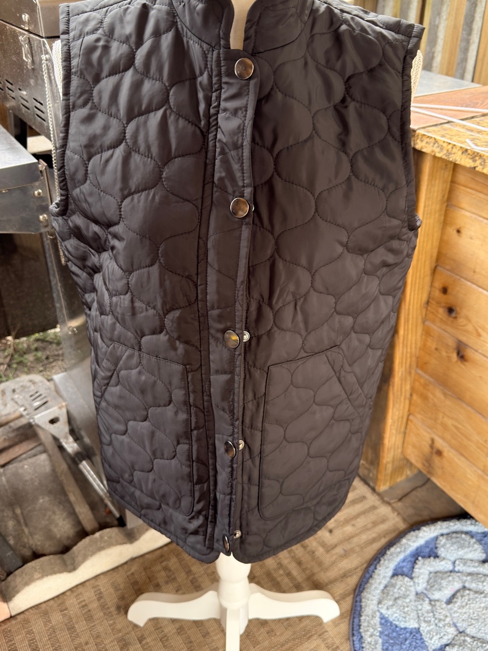Quilted Snap-Front Vest in Black